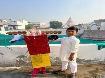 ਵਿਜੇਦਸ਼ਮੀ ਦੇ ਮੌਕੇ ਤੇ ਛੋਟੇ ਅਮਨ ਯਾਦਵ ਨੇ ਸਾੜਿਆ ਰਾਵਣ ਦਾ ਪੁਤਲਾ