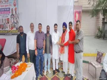 ਸ਼ਿਵ ਸੈਨਾ ਬਾਲ ਠਾਕਰੇ ਸ਼ਿੰਦੇ ਗਰੁੱਪ ਵੱਲੋਂ ਖੂਨਦਾਨ ਕੈਂਪ ਲਗਾਇਆ ਗਿਆ