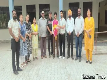 सरकारी हाई स्कूल थला के प्रभजोत सिंह रयात ने दसवीं में 17वां रैंक हासिल कर मेरिट प्राप्त की