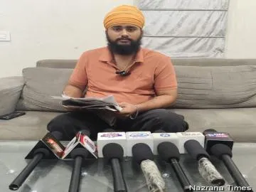 ਗੁਰਪ੍ਰੀਤ ਸਿੰਘ ਉਰਫ ਗੋਪੀ ਨਿਹੰਗ ਨੇ ਪ੍ਰੈਸ ਕਾਨਫਰੰਸ ਕਰਕੇ ਸ਼ਰਾਬ ਠੇਕੇਦਾਰ ਦੇ ਲਗਾਏ ਆਰੋਪਾਂ ਦੇ ਦਿੱਤੇ ਜਵਾਬ , ਪੜ੍ਹੋ ਖਬਰ , ਦੇਖੋ ਵਿਡੀਉ