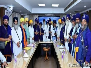 ਸ੍ਰੀ ਅਕਾਲ ਤਖ਼ਤ ਸਾਹਿਬ ਤੋਂ ਸਜਾਏ ਜਾ ਰਹੇ ਮੀਰੀ ਪੀਰੀ ਖ਼ਾਲਸਾ ਮਾਰਚ ਦੀਆਂ ਤਿਆਰੀਆਂ ਸਬੰਧੀ ਐਡਵੋਕੇਟ ਧਾਮੀ ਨੇ ਕੀਤੀ ਇਕੱਤਰਤਾ