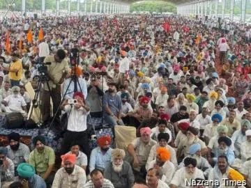 ਪੰਜਾਬ ਦੀ ਰਾਜਧਾਨੀ ਚੰਡੀਗੜ੍ਹ 'ਚ ਸੂਬਾਈ ਰੈਲੀ ਕਰਕੇ ਮੁਲਾਜ਼ਮਾ ਅਤੇ ਪੈਨਸ਼ਨਰਾਂ ਦੇ ਹਜ਼ਾਰਾਂ ਦੇ ਇਕੱਠ ਨੇ ਕੀਤਾ ਏਕਤਾ ਦੀ ਸ਼ਕਤੀ ਪ੍ਰਦਰਸ਼ਨ....