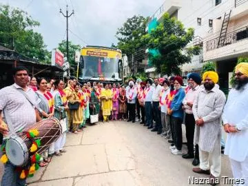 ਮੁੱਖ ਮੰਤਰੀ ਤੀਰਥ ਯਾਤਰਾ ਯੋਜਨਾ ਵਿਧਾਇਕ ਕੁਲਵੰਤ ਸਿੰਘ ਦੀ ਦੇਖ-ਰੇਖ ਹੇਠ ਮੋਹਾਲੀ ਤੋਂ ਤਿੰਨ ਬੱਸਾਂ ਸ੍ਰੀ ਅੰਮ੍ਰਿਤਸਰ ਸਾਹਿਬ ਲਈ ਹੋਈਆਂ ਰਵਾਨਾ