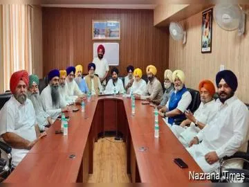 ਜਿੰਨਾ ਸੰਸਥਾਵਾਂ ਦੀਆਂ ਨੀਂਹਾਂ ਵਿੱਚ ਸਾਡੇ ਪੁਰਖਿਆਂ ਦੇ ਸਿਰ ਲੱਗੇ ਹਨ, ਉਹਨਾਂ ਸੰਸਥਾਵਾਂ ਨੂੰ ਰੋਲਿਆ ਜਾ ਰਿਹਾ ਹੈ- ਗਿਆਨੀ ਹਰਪ੍ਰੀਤ ਸਿੰਘ।