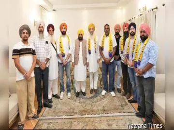 ਮਾਝੇ ਦੀ ਸਿਆਸਤ ਵਿੱਚ ਵੱਡਾ ਫੇਰਬਦਲ: ਸਾਬਕਾ ਵਿਧਾਇਕ ਬ੍ਰਹਮਪੁਰਾ ਆਮ ਆਦਮੀ ਪਾਰਟੀ ਵਿੱਚ ਹੋਏ ਸ਼ਾਮਲ