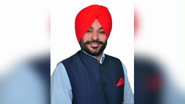 ਪਰਮਿੰਦਰ ਸਿੰਘ ਝੋਟਾ ਦੀ ਸ਼ਹਾਦਤ ਨੂੰ ਨਮਨ ਕਰਦੇ ਹੋਏ ਸ਼੍ਰੋਮਣੀ ਅਕਾਲੀ ਦਲ ਨੇ  ਦੁਸ਼ਹਿਰੇ ਦੇ ਪ੍ਰੋਗਰਾਮ ਕੀਤੇ ਰੱਦ-ਐਚਐਸ ਵਾਲੀਆ