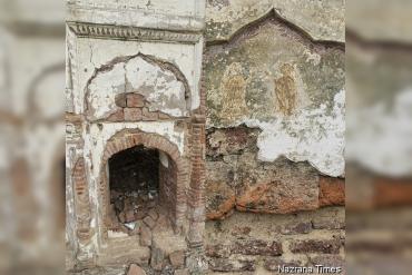 Pakistan's Vanishing Sacred Ground: Two Centuries-Old Sikh Shrines in Narowal Crumbling to Dust as Heritage Clock Runs Out