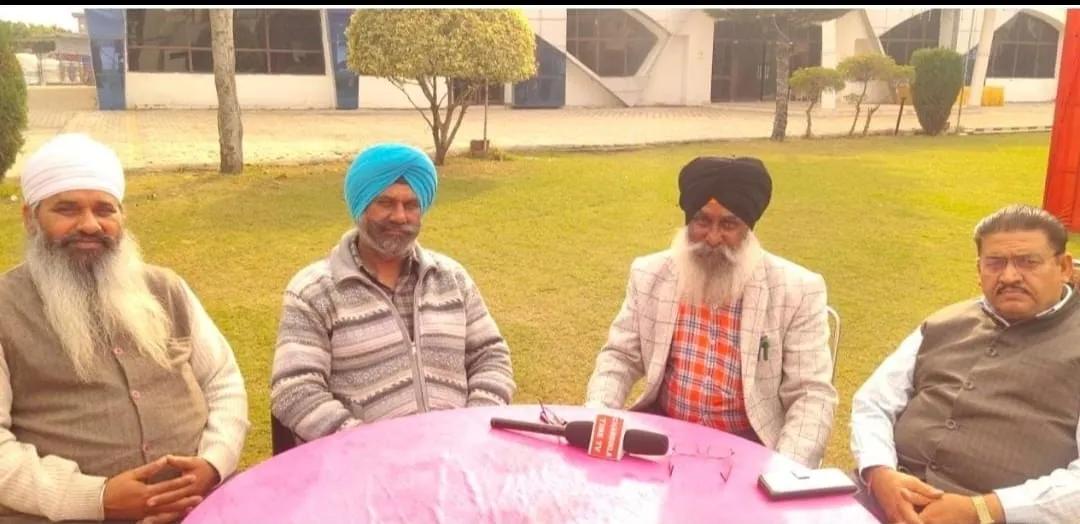 ਰਿਹਾਇਸ਼ੀ ਮਕਾਨ ਮੁਲਾਜ਼ਮਾਂ ਨੂੰ ਲੀਜ਼ ਤੇ ਦੇਣ ਦਾ ਮਿਲਿਆ ਭਰੋਸਾ - ਚੇਅਰਮੈਨ ਕਲੇਰ