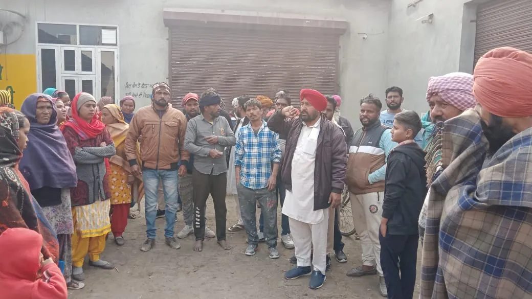 ਸਹਿਕਾਰੀ ਸਭਾ ਚ ਮੈਂਬਰ ਬਣਨ ਲਈ ਦਰਖ਼ਾਸਤਾਂ ਜਮ੍ਹਾਂ ਕਰਵਾਈਆਂ