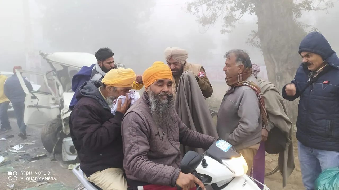 ਸੰਘਣੀ ਧੁੰਦ ਕਾਰਣ ਬੱਸ ਨੇ   ਬੈਲੇਰੋ ਗੱਡੀ ਨੂੰ   ਆਪਣੀ ਲਪੇਟ 'ਚ ਲਿਆ   ,  ਇੱਕ ਗੰਭੀਰ ਜਖਮੀ ਲੁਧਿਆਣਾ ਰੈਫਰ