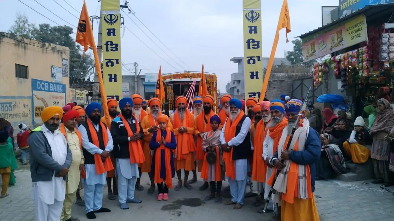 ਧੰਨ-ਧੰਨ ਗੁਰੂ ਗੋਬਿੰਦ ਸਿੰਘ ਦੇ ਪ੍ਰਕਾਸ਼ ਪੁਰਬ ਨੂੰ ਸਮਰਪਿਤ ਨਗਰ ਕੀਰਤਨ ਸਜਾਇਆ ਗਿਆ