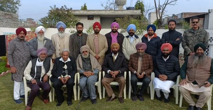 ਟਕਸਾਲੀ ਤੇ ਸਿਰਕੱਢ ਕਾਂਗਰਸੀ ਆਗੂਆਂ ਦੀ ਹੋਈ ਇਕੱਤਰਤਾ, ਇਕੱਠੇ ਚੱਲਣ ਦੀ ਖਾਦੀ ਸਹੁੰ