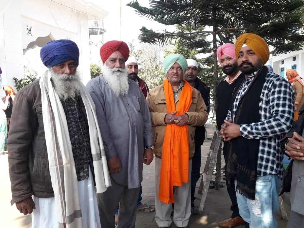 ਸ਼ਹੀਦੀ ਜੋੜ ਮੇਲੇ ਮੌਕੇ  ਬਾਬਾ ਸੁਰਜੀਤ ਸਿੰਘ ਨੂੰ ਕੀਤਾ ਸਨਮਾਨਿਤ