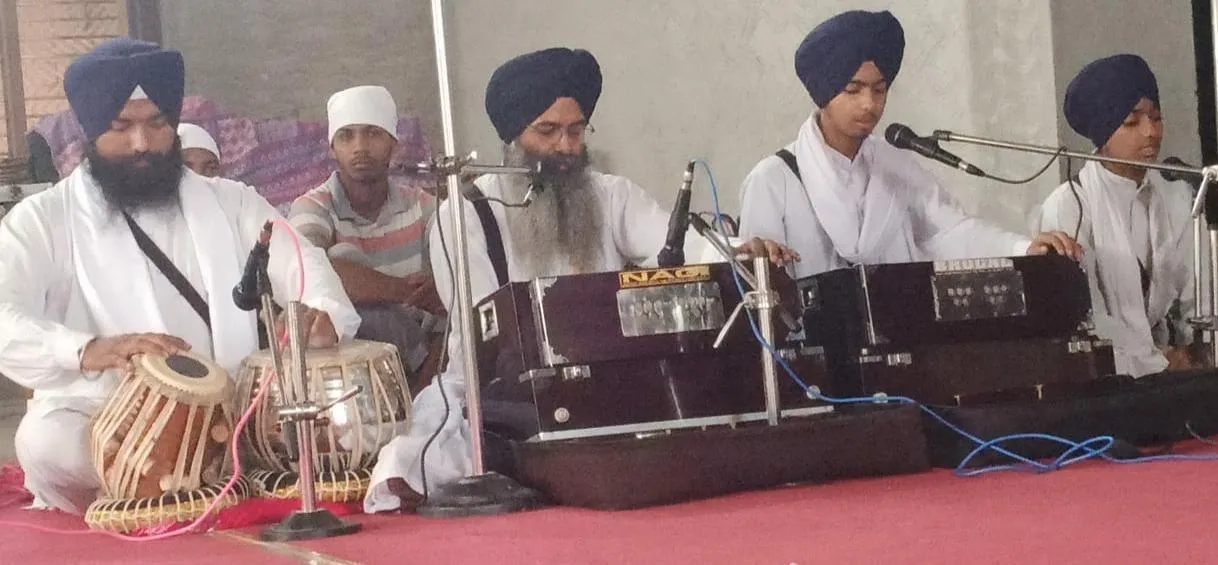 ਪ੍ਰਧਾਨ ਮਨਮੋਹਣ ਸਿੰਘ ਘੋਲੀਆ ਦੇ ਪਿਤਾ ਅਮਰਜੀਤ ਸਿੰਘ ਦਾ ਸ਼ਰਧਾਂਜਲੀ ਸਮਾਰੋਹ ਗੁਰਮਤਿ ਸਮਾਗਮ ਹੋ ਨਿਬੜਿਆ