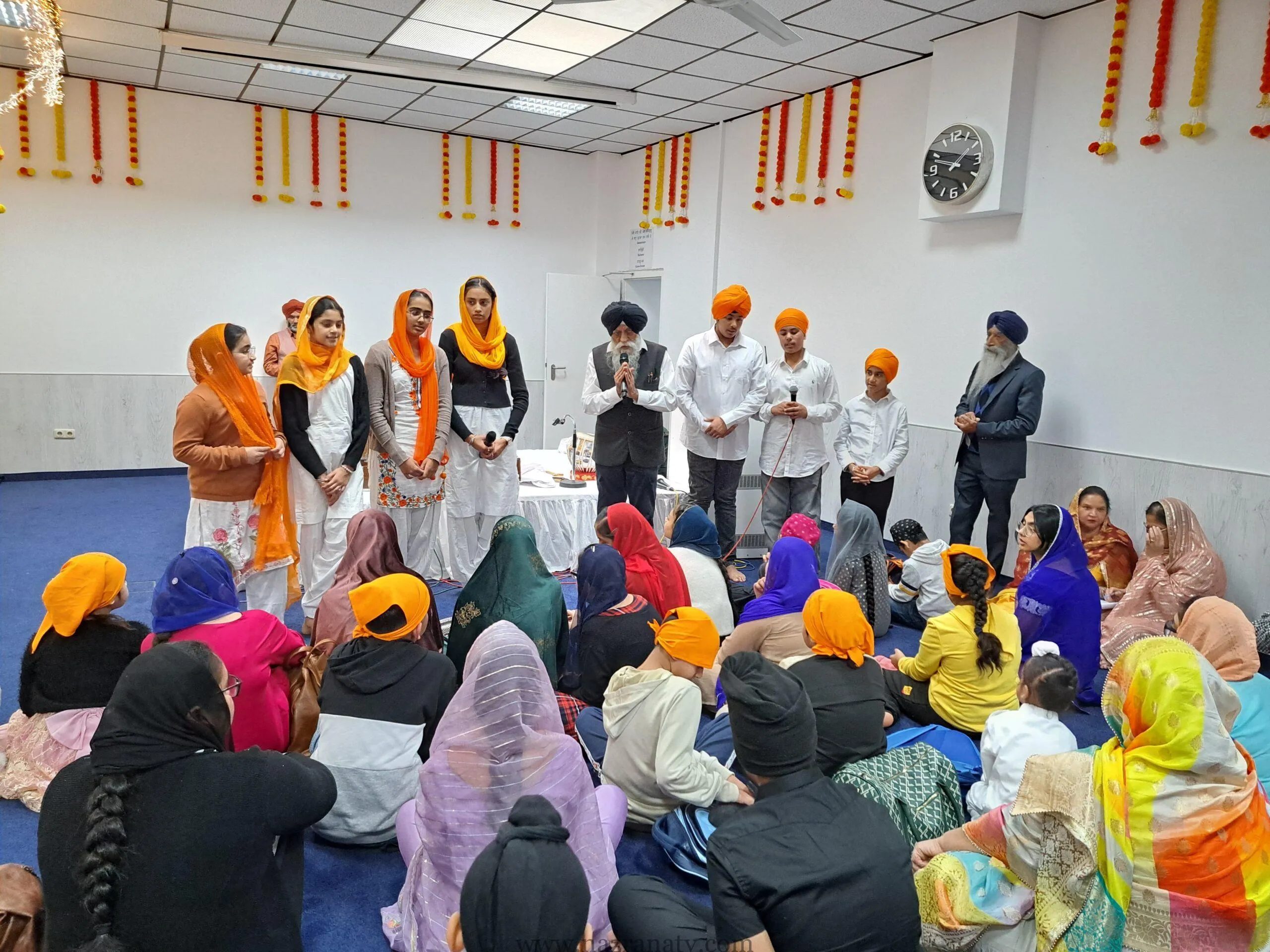 ਗੁਰਦੁਆਰਾ ਨਾਨਕਸਰ ਸਤਿਸੰਗ ਦਰਬਾਰ ਐਸਨ  ਵਿਖੇ ਲਗਾਏ ਗਏ ਬੱਚਿਆਂ ਦੇ ਗੁਰਮਤਿ ਕੈਂਪ ਦਾ ਇਨਾਮੀ ਵੰਡ ਸਮਾਰੋਹ
