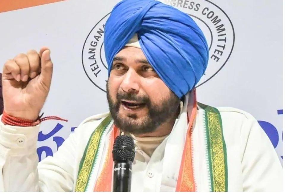 ਨਵਜੋਤ ਸਿੱਧੂ ਵਲੋਂ ਪੰਜਾਬ ਦੇ ਮੁੱਖ ਮੰਤਰੀ ਨੂੰ ਅਲਟੀਮੇਟਮ