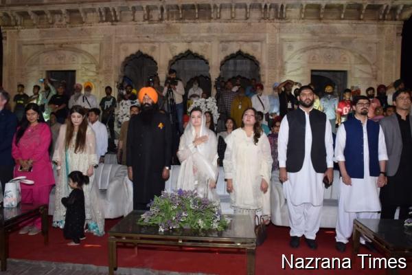 ਲਾਹੌਰ ਦੇ ਹਜ਼ੂਰੀ ਬਾਗ 'ਚ ਵਿਸਾਖੀ ਅਤੇ ਵਿਦਾਇਗੀ ਸਮਾਰੋਹ, ਵੱਡੀ ਗਿਣਤੀ 'ਚ ਸਿੱਖ ਸ਼ਰਧਾਲੂ ਸ਼ਾਮਲ