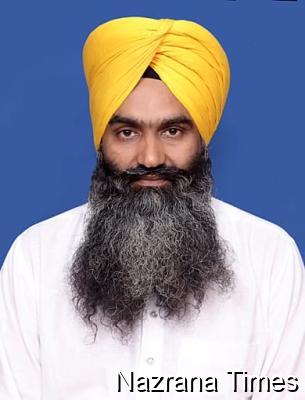 ਕਿਸਾਨਾਂ ਦੀ ਜਮੀਨ 'ਤੇ ਪਈ ਰੁਕਾਵਟ: ਬਾਰਡਰ 'ਤੇ ਤਣਾਅ ਕਾਰਨ ਗੇਟ ਬੰਦ, ਸੰਘਰਸ਼ ਦੀ ਚੇਤਾਵਨੀ