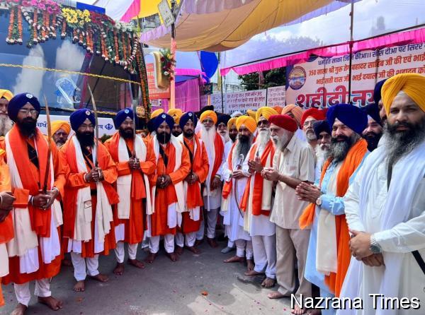  ਗੁਰਦੁਆਰਾ ਧੋਬੜੀ ਸਾਹਿਬ ਤੋਂ ਆਰੰਭ ਹੋਇਆ ਸ਼ਹੀਦੀ ਨਗਰ ਕੀਰਤਨ ਲਖਨਊ ਤੋਂ ਮਹਿੰਗਾਪੁਰ ਉੱਤਰ ਪ੍ਰਦੇਸ਼ ਲਈ ਰਵਾਨਾ