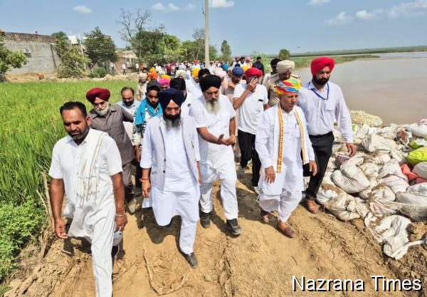 ਕੇਂਦਰੀ ਮੰਤਰੀ ਭਾਗਿਆਰਥ ਚੌਧਰੀ ਅਤੇ ਭਾਜਪਾ ਉਮੀਦਵਾਰ ਹਰਜੀਤ ਸਿੰਘ ਸੰਧੂ ਵਲੋਂ ਹੜ੍ਹ ਪ੍ਰਭਾਵਿਤ ਪਿੰਡਾਂ ਦਾ ਜਾਇਜ਼ਾ