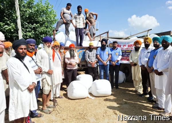ਸਰੱਬਤ ਦਾ ਭਲਾ ਟਰੱਸਟ ਨੇ ਹੜ੍ਹ ਪ੍ਰਭਾਵਿਤ ਇਲਾਕਿਆਂ 'ਚ ਚਾਰਾ ਵੰਡਿਆ