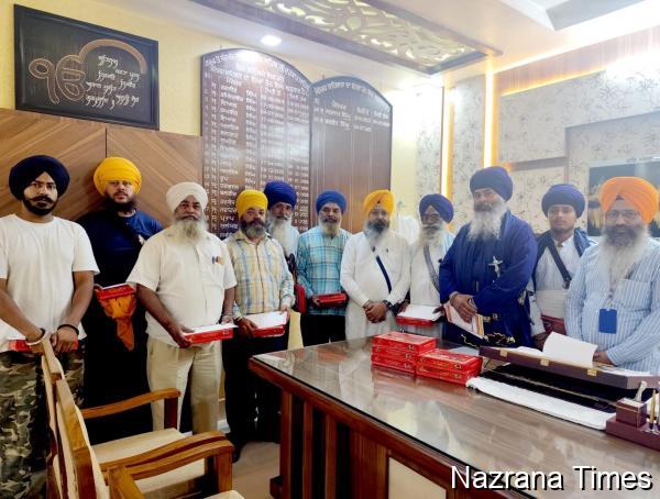 ਚੌਥੇ ਪਾਤਸ਼ਾਹ ਸ੍ਰੀ ਗੁਰੂ ਰਾਮਦਾਸ ਜੀ ਦਾ ਪ੍ਰਕਾਸ਼ ਪੁਰਬ: 7 ਅਕਤੂਬਰ ਨੂੰ ਸਜਾਏ ਜਾ ਰਹੇ ਨਗਰ ਕੀਰਤਨ ਸਬੰਧੀ ਮੈਨੇਜਰ ਸ. ਧੰਗੇੜਾ ਨੇ ਗਤਕਾ ਅਖਾੜਿਆਂ ਦੇ ਮੁਖੀਆਂ ਨਾਲ ਕੀਤੀ ਇਕੱਤਰਤਾ
