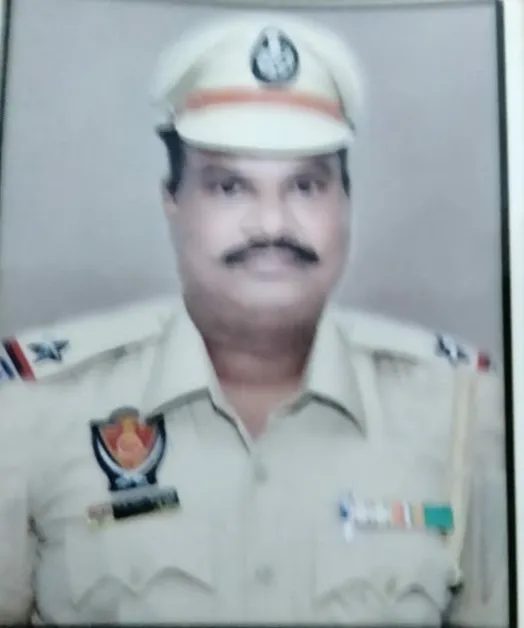 ਡਿਊਟੀ ਤੇ ਤਾਇਨਾਤ ਏ ਐਸ ਆਈ ਦੀ ਗੋਲੀ ਲੱਗਣ ਨਾਲ ਹੋਈ ਮੌਤ