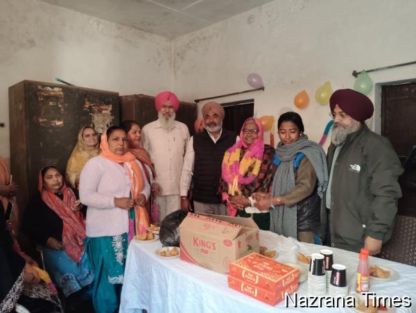ਬੀਬੀ ਕੁਲਵੰਤ ਕੌਰ ਜੀ ਦੀ ਰਿਟਾਇਰਮੈਂਟ ਤੇ ਸਟਾਫ ਵੱਲੋਂ ਵਿਦਾਇਗੀ  ਪਾਰਟੀ ਦਿੱਤੀ ਗਈ।