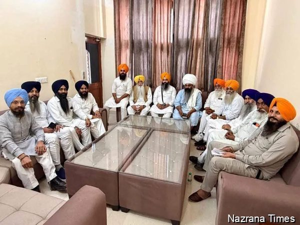 ਕੀਰਤਪੁਰ ਸਾਹਿਬ ਦੀ 400 ਸਾਲਾ ਸਥਾਪਨਾ ਸ਼ਤਾਬਦੀ ਦੀਆਂ ਤਿਆਰੀਆਂ ਸਬੰਧੀ ਸ਼੍ਰੋਮਣੀ ਕਮੇਟੀ ਅਧਿਕਾਰੀਆਂ ਦੀ ਇਕੱਤਰਤਾ