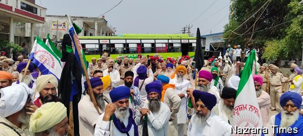 ਹਜ਼ਾਰਾਂ ਕਿਸਾਨਾਂ ਮਜਦੂਰਾਂ ਨੂੰ ਸੜਕਾਂ ਬੰਦ ਕਰਕੇ ਰੋਕਣ ਦੇ ਬਾਵਜੂਦ ਸੀ.ਐੱਮ. ਮਾਨ ਦਾ ਕਿਸਾਨ ਮਜਦੂਰ ਮੋਰਚਾ ਦੇ ਸੱਦੇ ਤੇ ਕਾਲੇ ਝੰਡੇ ਦਿਖਾ ਕੇ ਜਬਰਦਸਤ ਵਿਰੋਧ