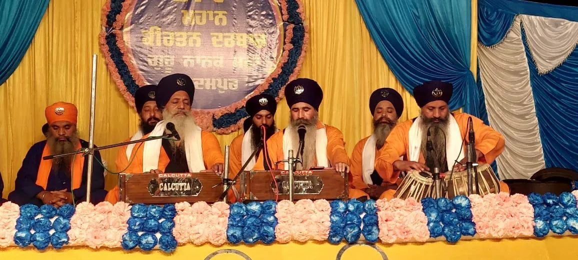 गुरु नानक सभा आदमपुर ने 400 साला बन्दीछोड़ दिवस को समर्पित 27वां कीर्तन दरबार करवाया