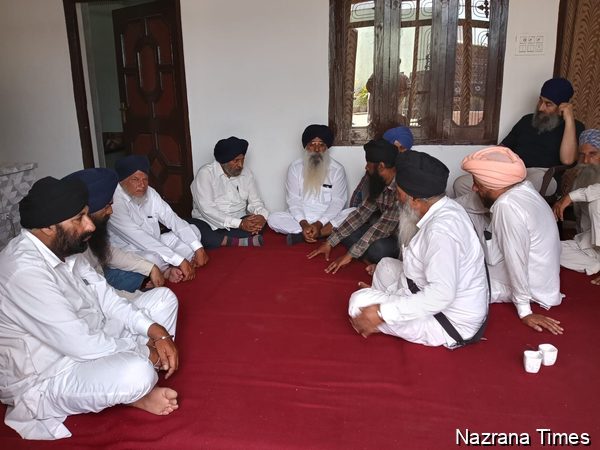 ਸਾਬਕਾ ਵਿਧਾਇਕ ਡਾਕਟਰ ਦਲਬੀਰ ਸਿੰਘ ਵੇਰਕਾ ਅਧਿਆਪਕ ਜਗਦੀਪ ਸਿੰਘ ਦੇ ਘਰ ਅਫਸੋਸ ਕਰਨ ਗਏ