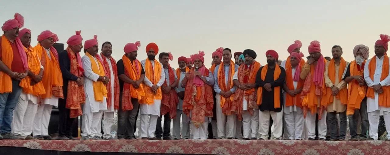 आदमपुर में दशहरा धूम धाम से मनाया ,,  बदी पर नेकी की जीत पर जय श्री राम के जयकारों से गूंजा आदमपुर