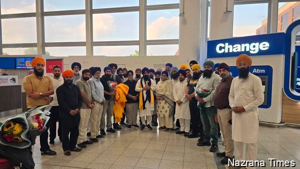 ਯੂਕੇ ਪੁੱਜਣ ’ਤੇ ਜਥੇਦਾਰ ਗਿਆਨੀ ਕੁਲਦੀਪ ਸਿੰਘ ਗੜਗੱਜ ਦਾ ਸੰਗਤ ਵੱਲੋਂ ਭਰਵਾਂ ਸੁਆਗਤ