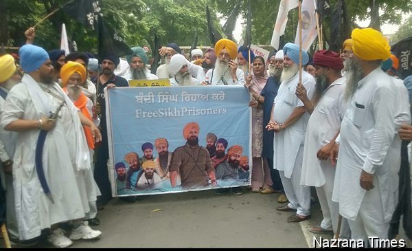 ਕੌਮੀ ਇਨਸਾਫ ਮੋਰਚੇ ਵੱਲੋਂ ਮੋਹਾਲੀ 'ਚ ਪ੍ਰਧਾਨ ਮੰਤਰੀ ਦੇ ਪੰਜਾਬ ਦੌਰੇ ਮੌਕੇ ਸਿੱਖ ਕੌਮ ਦੀਆਂ ਹੱਕੀ ਮੰਗਾਂ ਨਾ ਮੰਨਣ 'ਤੇ ਕੱਢਿਆ ਗਿਆ ਰੋਸ ਮਾਰਚ...