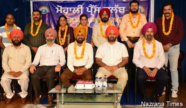 ਮੋਹਾਲੀ ਪ੍ਰੈਸ ਕਲੱਬ ਦੀ ਨਵੀਂ ਚੁਣੀ ਟੀਮ ਦੀ ਹੋਈ ਤਾਜਪੋਸ਼ੀ