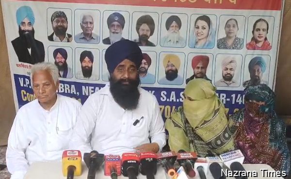 ਲੜਕੀਆਂ ਵੇਚਣ ਵਾਲੇ ਗਿਰੋਹ ਦੇ ਕਬਜ਼ੇ ਵਿੱਚੋਂ ਭਜ ਕੇ ਆਈ ਵਰਸ਼ਾ ਵੱਲੋਂ ਫੇਜ਼ ਅੱਠ ਪੁਲਿਸ ਥਾਣਾ ਫੇਜ਼-8 ਦੇ ਕੀਤੇ ਵੱਡੇ ਖੁਲਾਸੇ