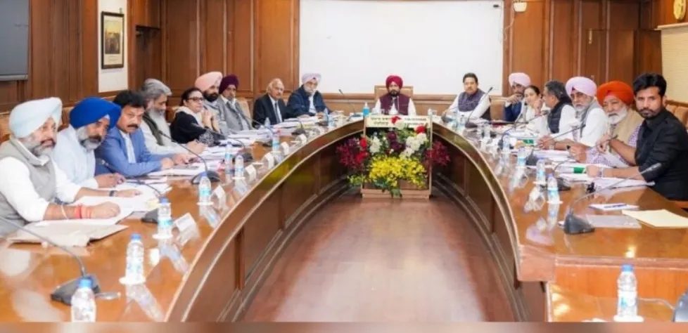 ਚੰਨੀ ਸਰਕਾਰ ਨੇ ਕੀਤੇ 5 ਵੱਡੇ ਫ਼ੈਸਲੇ, ਨਵਜੋਤ ਸਿੱਧੂ ਵੀ ਹੋਏ ਬਾਗੋਬਾਗ