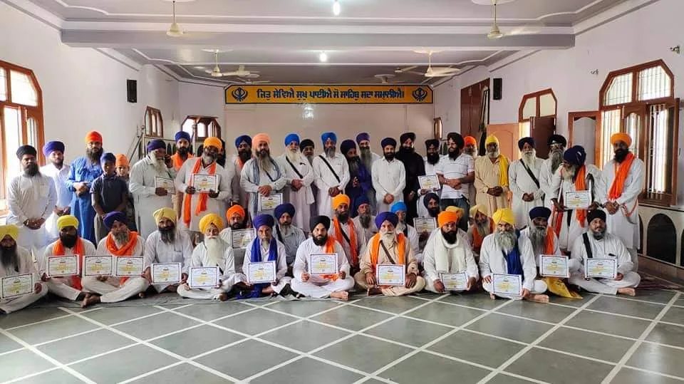 ਸ਼ਹੀਦ ਭਾਈ ਮਨੀ ਸਿੰਘ ਜੀ ਗ੍ਰੰਥੀ ਸਭਾ ਨੇ ਗ੍ਰੰਥੀ ਸਿੰਘਾਂ ਨੂੰ ਆਈ ਕਾਰਡ ਅਤੇ ਸਰਟੀਫਿਕੇਟ ਵੰਡੇ