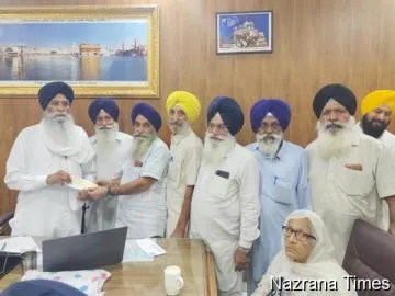 बाढ़ पीड़ितों की मदद के लिए देश-विदेश से संगतों ने एसजीपीसी को दिया सहयोग