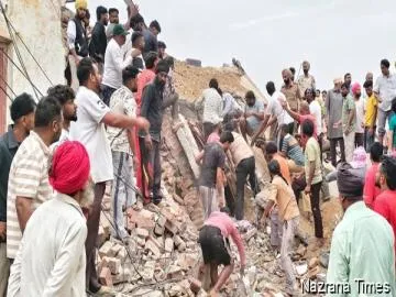 ਪਿੰਡ ਫਰਵਾਹੀ ਵਿਖੇ ਜੈੱਕਾਂ ਨਾਲ ਉੱਚਾ ਚੁੱਕਦਿਆਂ ਮਕਾਨ ਡਿੱਗਿਆ 3 ਮਜ਼ਦੂਰਾਂ ਦੀ ਮੌਤ