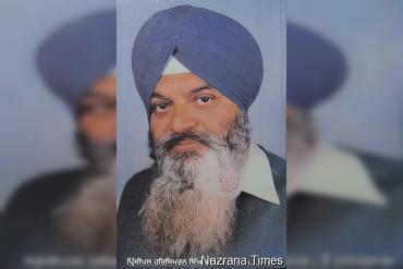 ਇਕ ਦੋਸਤ ਪਿਆਰਾ ਚਲਾ ਗਿਆ। ਇਕ ਗੁਰੂ ਦੁਲਾਰਾ ਚਲਾ ਗਿਆ।