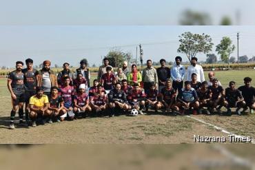 ਬਾਬਾ ਗੁਰਮੁਖ ਦਾਸ ਸਪੋਰਟਸ ਕਲੱਬ ਟਾਂਗਰਾ ਤੇ ਪਿੰਡ ਦੀ ਪੰਚਾਇਤ ਵੱਲੋਂ ਫੁਟਬਾਲ ਟੂਰਨਾਮੈਂਟ ਸ਼ੁਰੂ