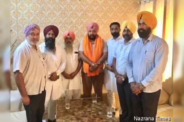 ਚੇਅਰਮੈਨ ਮਾਟਕੀਟ ਕਮੇਟੀ ਹਰਪਾਲ ਸਿੰਘ ਚੌਹਾਨ ਨੂੰ ਹਲਕੇ ਦੇ ਸੀਨੀਅਰ ਆਗੂਆਂ ਵਲੋਂ ਸਨਮਾਨਿਤ ਕੀਤਾ